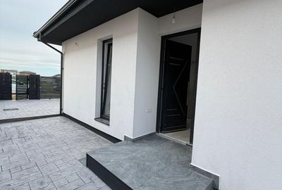 Casă cu 4 camere în Sânandrei - 7