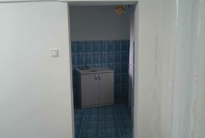 Garsonieră decomandată în Central - 4