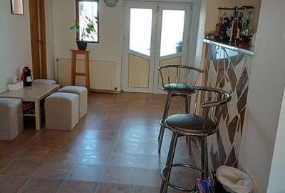 Casă cu 4 camere cu Teren 170 Mp în Central - 3