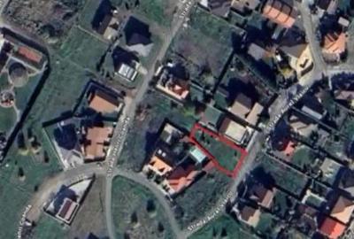 Teren de 642 mp, în Central