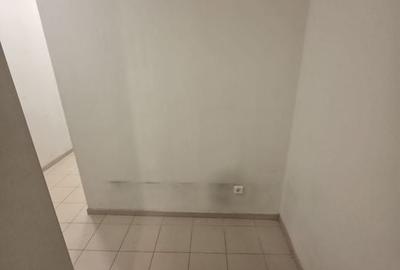 Spatiu comercial cu suprafața de 110/220 mp parter - 14