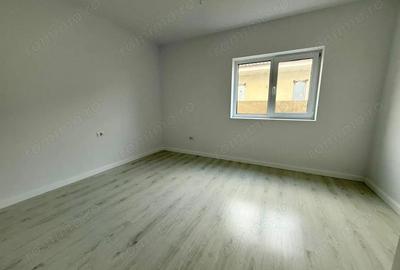 Casă cu 3 camere cu Teren 250 Mp în Moșnița Nouă - 2