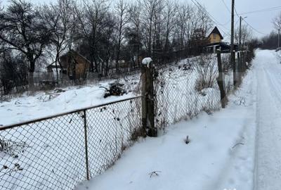 Teren de 1247 mp, în Bărdești - 3