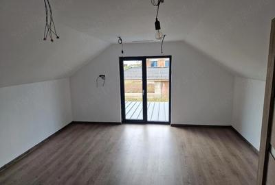 Casă cu 4 camere cu Teren 640 Mp în Giarmata - 5