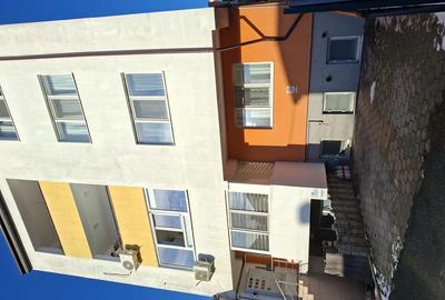 Inchiriez apartament 2 camere, decomandat, Metrou Eroii Revolutiei - 2