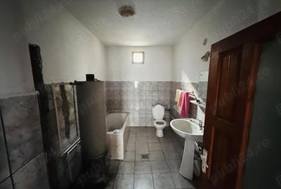 Casă cu Teren 456 Mp în Central - 6