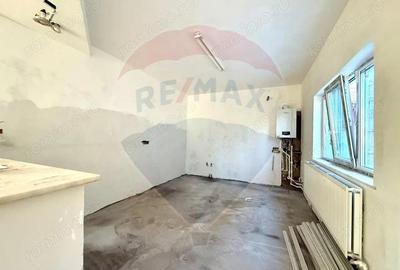 Casă cu 4 camere cu Teren 300 Mp în Nord - 14