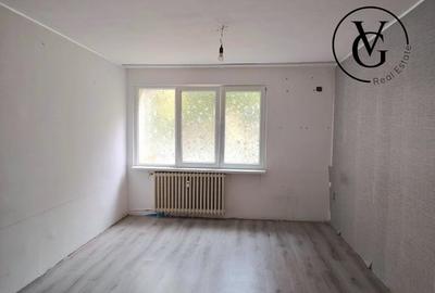 Spatiu comercial de inchiriat-Metrou 1 Decembrie - 2