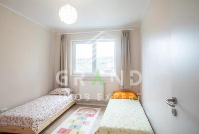 Apartament spatios de inchiriat- 3 camere, doua balcoane, mobilat,dotari moderne