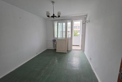 Apartament cu 3 camere semidecomandat în 1 Decembrie 1918 - 11