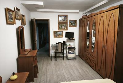 Apartament 2 camere, etaj 2, Siret - 3