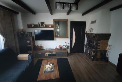 Apartament cu 3 camere în Sud - 1