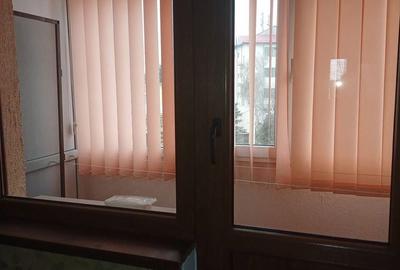 Apartament cu 3 camere în Central - 9