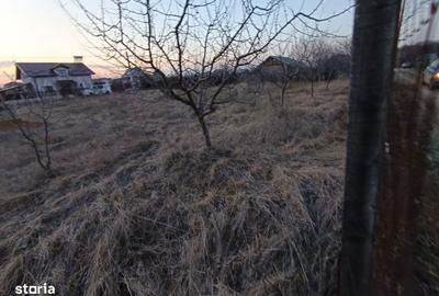 Teren de 600 mp, în Miroslava - 2