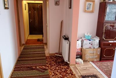 Apartament cu 4 camere decomandat în Central - 9