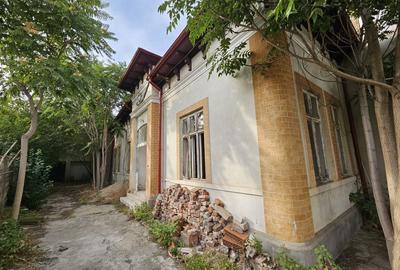 Casa 8 camere 370mp utili -curte proprie 260mp Eminescu - Piata Gemeni - 1