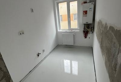 Apartament cu 2 camere semidecomandat în Florești - 3