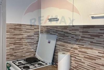 Apartament cu 2 camere semidecomandat, mobilat în Central - 12