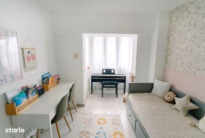 Apartament cu 3 camere decomandat în 9 Mai - 12