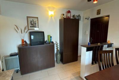 Apartament cu 2 camere decomandat în Central - 4