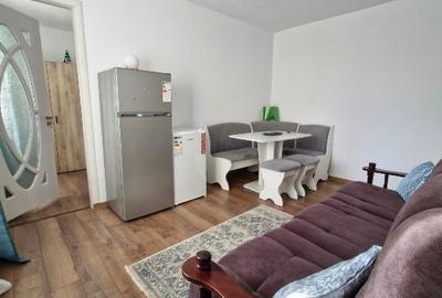Apartament cu 2 camere semidecomandat, mobilat în 9 Mai - 6