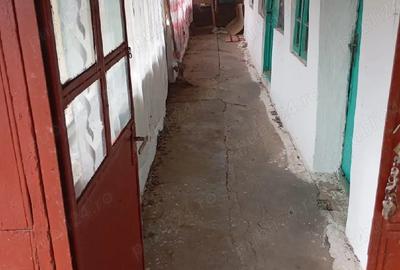 Casa batraneasca de vanzare - 4