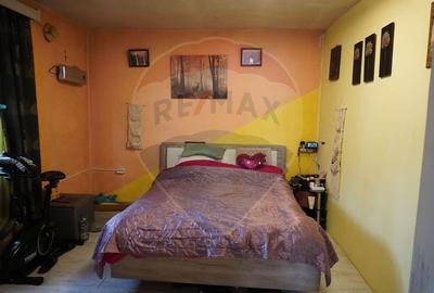 Casă cu 6 camere cu Canalizare în Crăciunești - 18