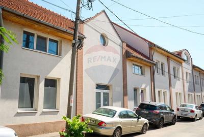 Cladire de Birouri - De Vanzare, Oradea, Ultra-Central