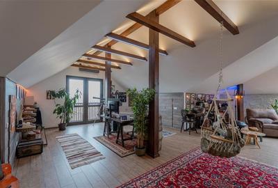 Casă individuală cu 7 camere cu Canalizare în Bucium - 26