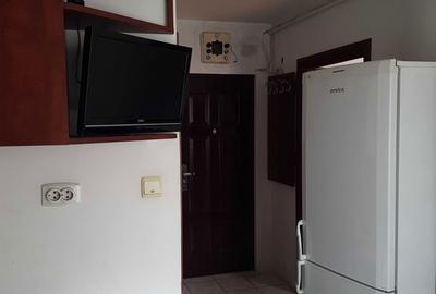 Garsonieră decomandată în Gării - 6