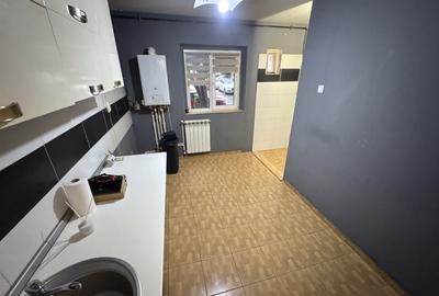 Apartament 2 camere zona Poarta 6 - 5