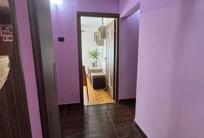 Apartament cu 3 camere decomandat în Micălaca