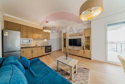 Apartament cu 3 camere semidecomandat, mobilat în UTA - 2