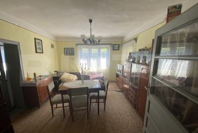 Casa de vanzare cu teren in suprafata de 3000 mp in comuna C - 8