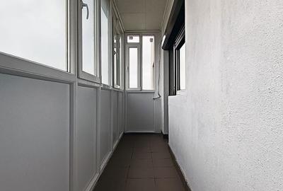 Apartament cu 2 camere decomandat în Berceni