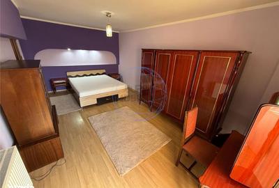 Apartament cu 3 camere în Central - 2