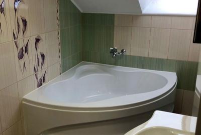 Apartament cu 3 camere decomandat în Exterior Vest - 3