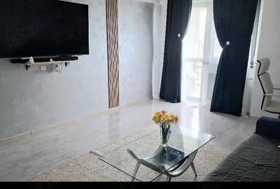 Apartament cu 3 camere decomandat în Central - 1