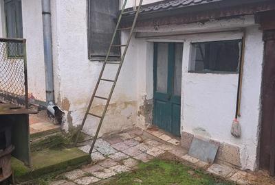 Casă cu 3 camere cu Teren 680 Mp în Central - 4