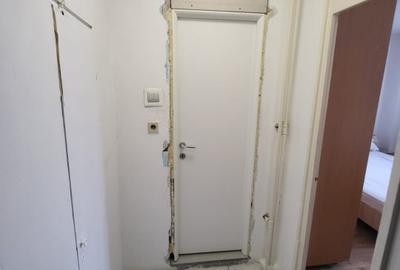 Apartament cu 2 camere semidecomandat, mobilat în Trafic Greu - 12