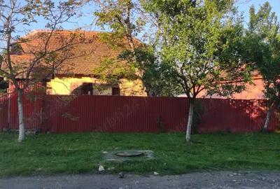 Casă cu 3 camere în Buteni - 2