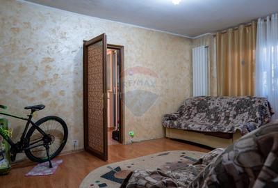 Vanzare apartament 3 camere spatios,  zona Rahova