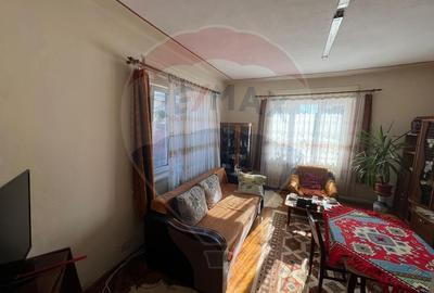 Casa cu potential, in inima Turzii - Micro 1, Str. Primaverii - 10