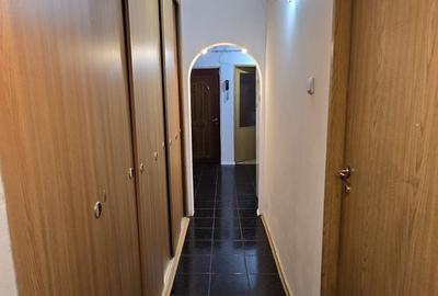 Apartament cu 3 camere decomandat în Central - 8