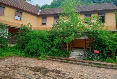 Casă cu 4 camere în Rusca - 7