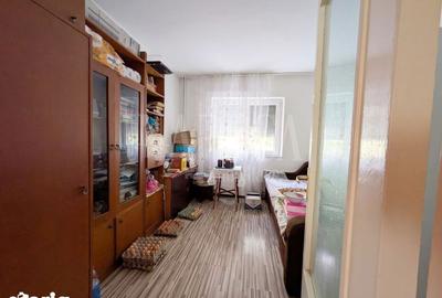 Apartament cu 4 camere, mobilat în Nufărul