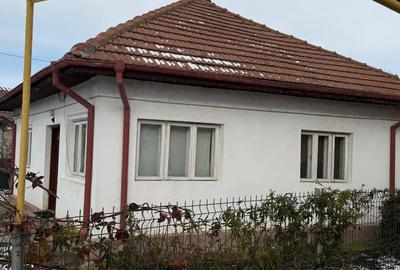 Casă în Lehliu - 1