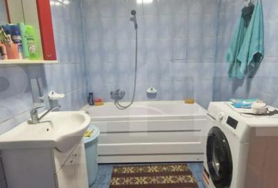 Apartament cu 4 camere decomandat în Florești - 14