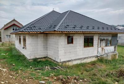 Casa 3 dormitoare, 136 mp, 900mp teren, Prundu Bargaului - 1