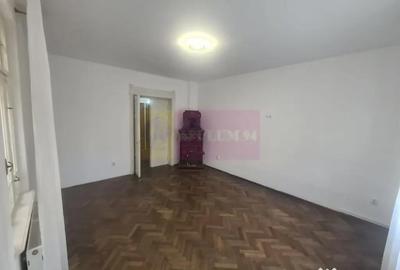 Casă cu 3 camere cu Teren 247 Mp în Central - 7